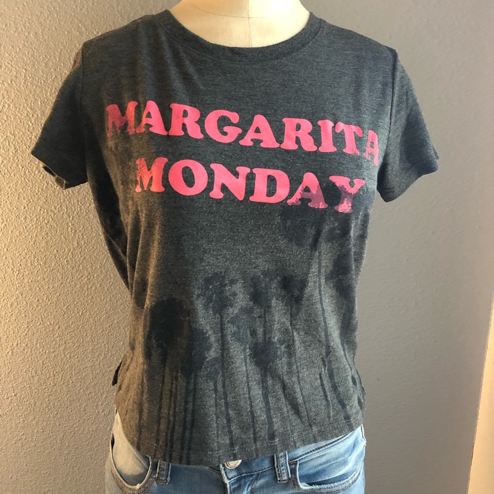 American Eagle Soft&Sexy Margarita Monday Crop Tee